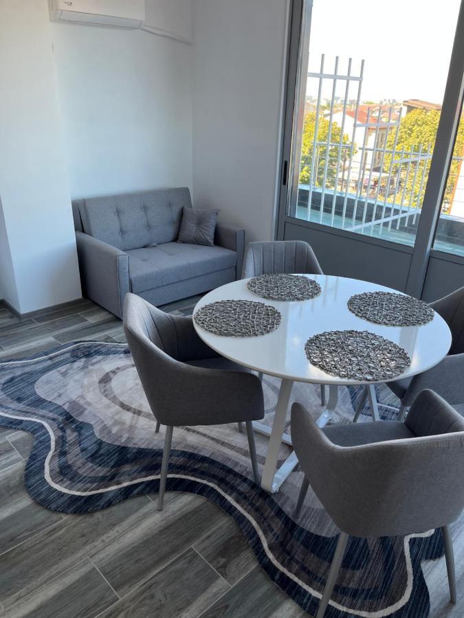 Ari Apartment Bulevardul Mamaia 康斯坦察 外观 照片