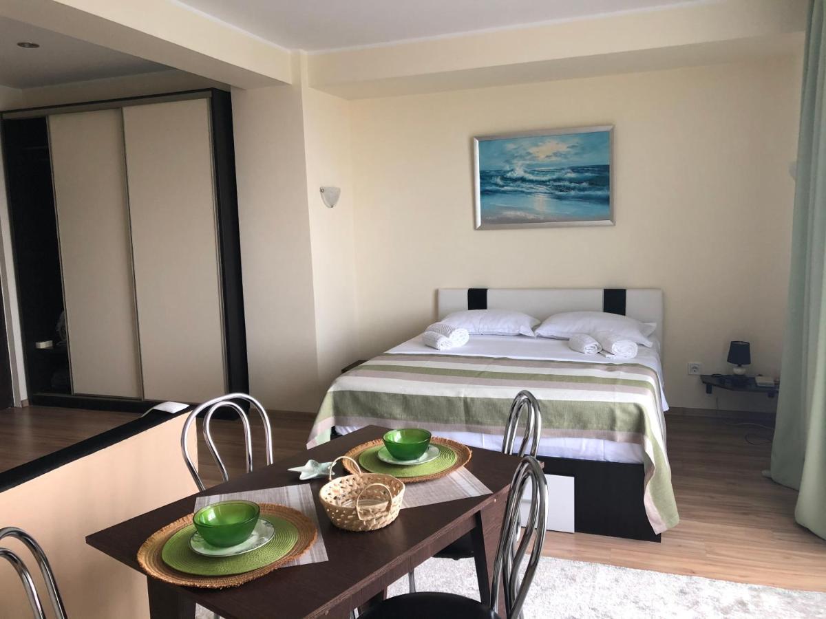 Ari Apartment Bulevardul Mamaia 康斯坦察 外观 照片